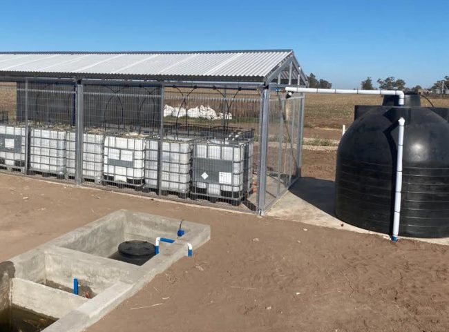 TANQUE BUFFER PARA ALMACENAR LOS RESIDUOS Y PODER TRATARLOS DURANTE TODO EL AÑO.